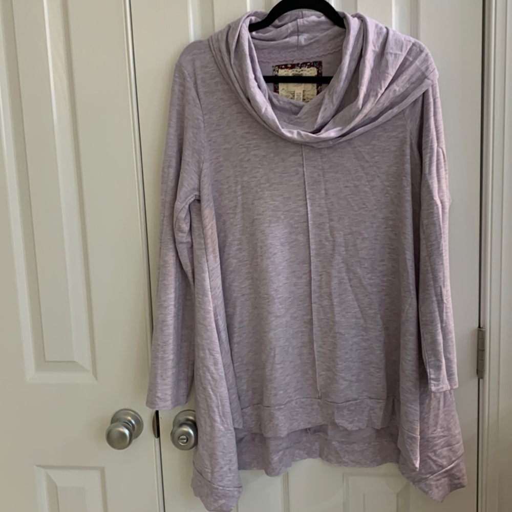 Cupid XL light weight knit cowl collar top